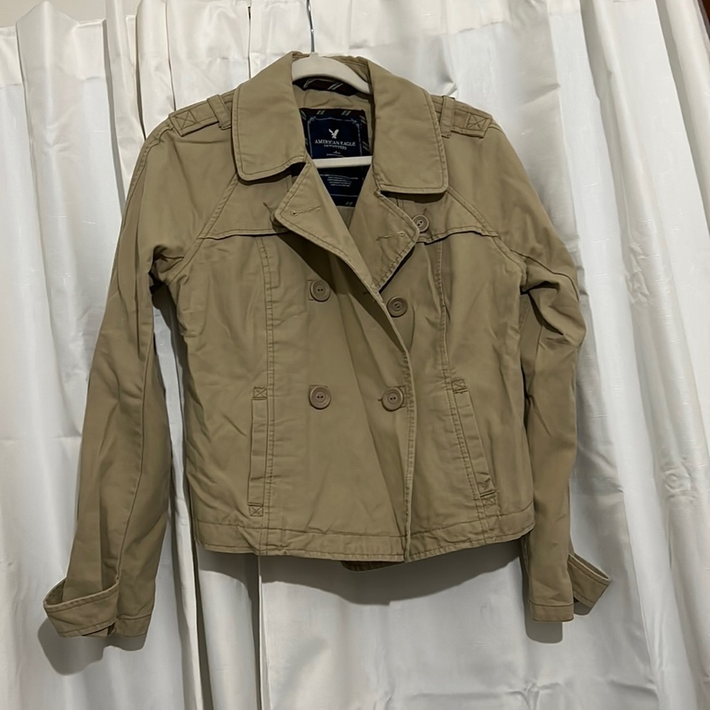 Cute beige coat with pockets
